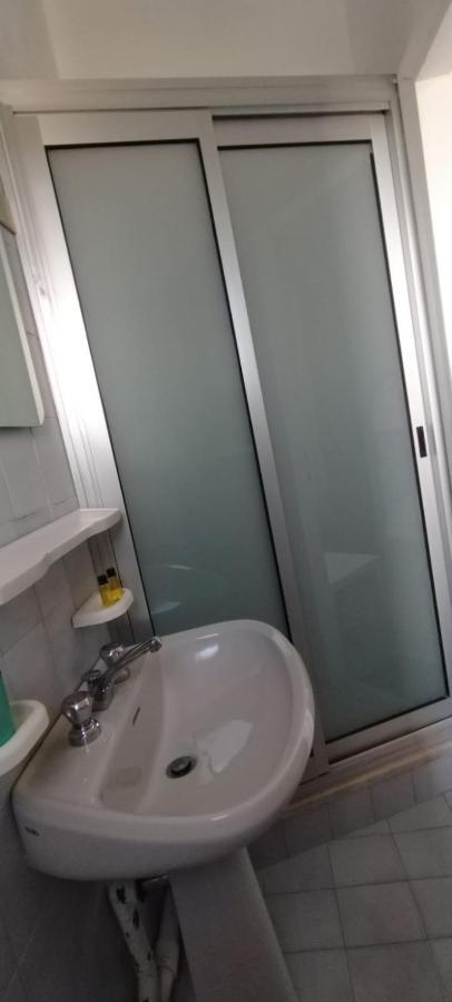 Hotel Canarco Виареджо Экстерьер фото
