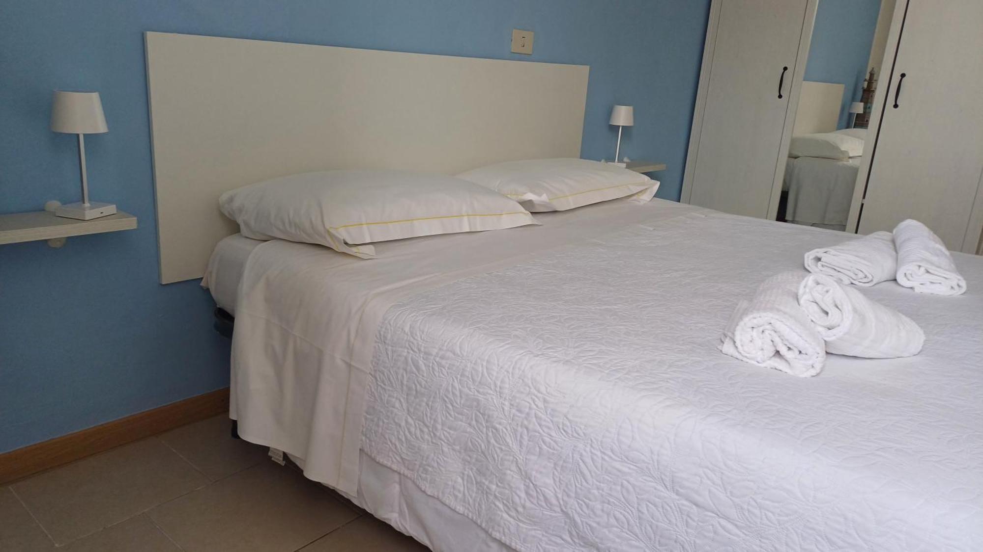Hotel Canarco Виареджо Экстерьер фото