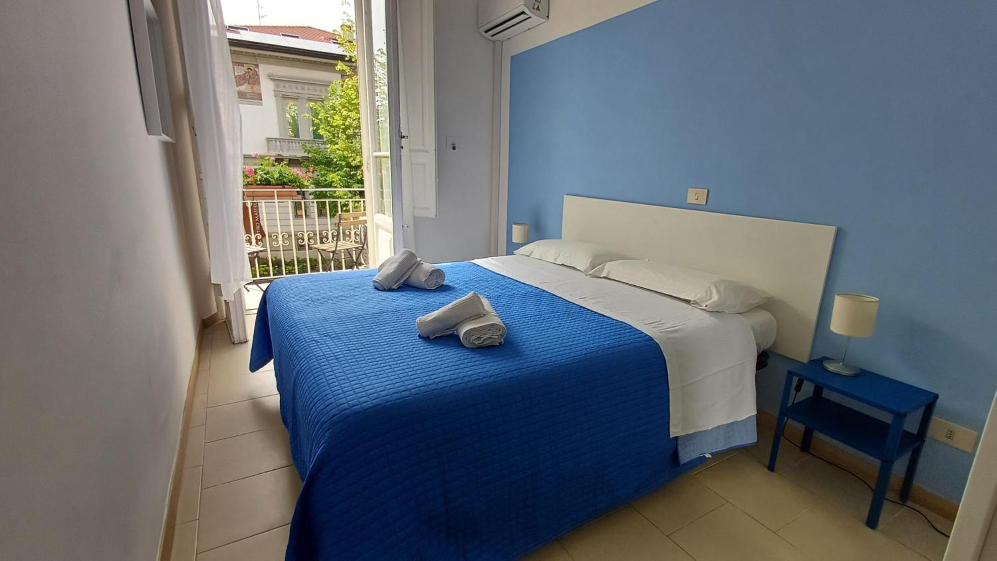 Hotel Canarco Виареджо Экстерьер фото