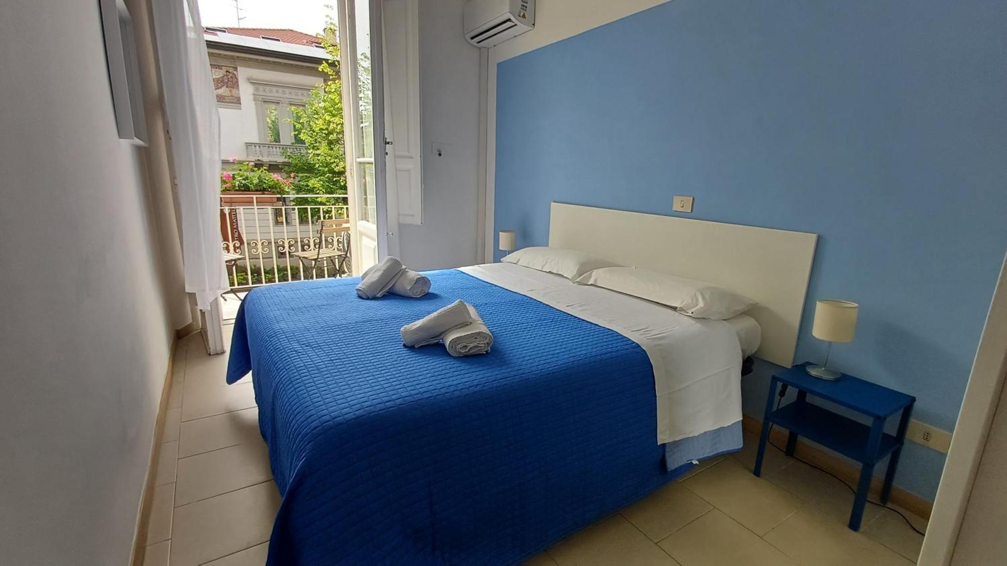Hotel Canarco Виареджо Экстерьер фото